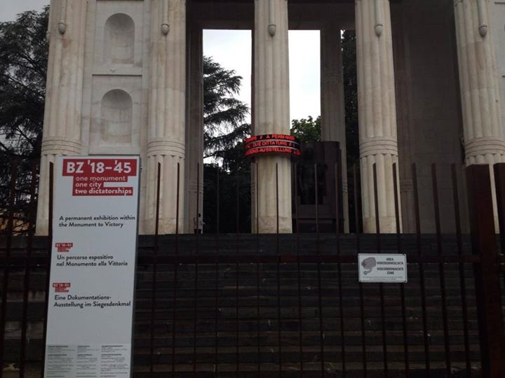 monumento-vittoria-bolzano-entrata-percorso