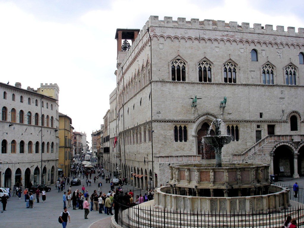 Piazza-IV-Novembre-Perugia