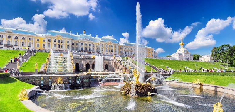 Peterhof a San Pietroburgo