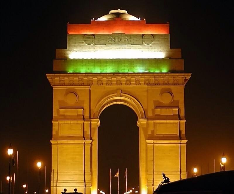 India Gate di sera
