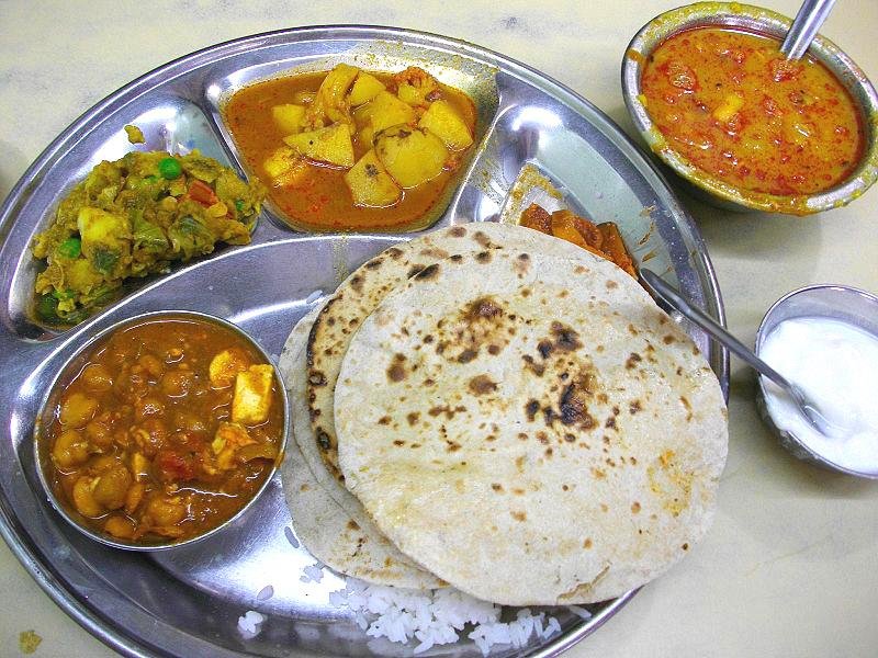 La cucina indiana si specializza in sapori molti ricercati e a volte molto piccanti