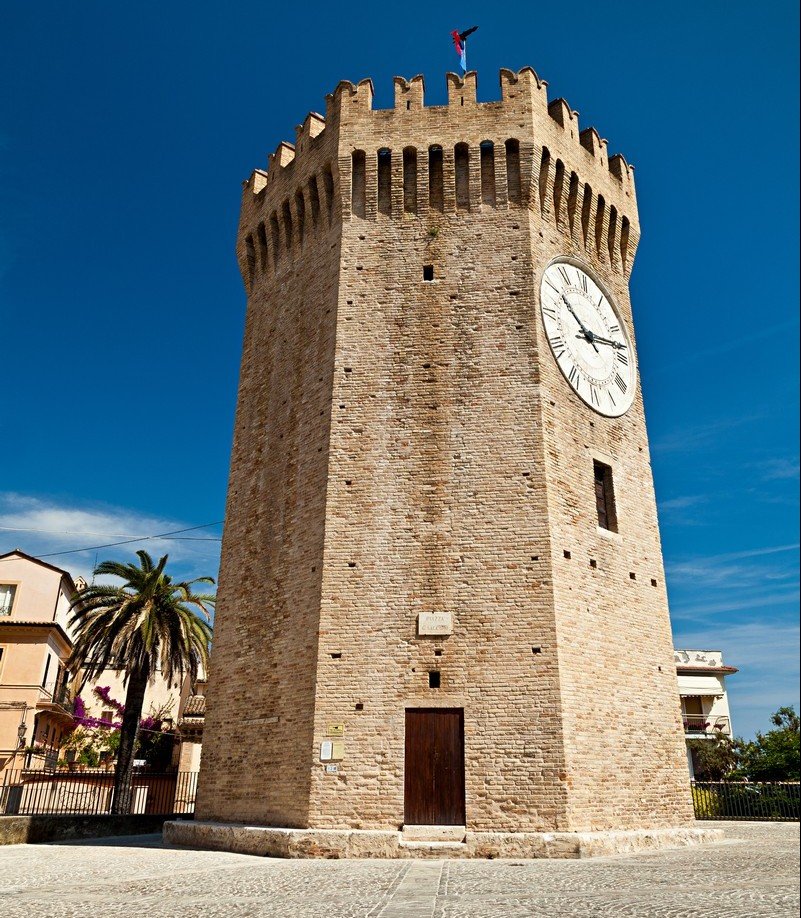 San Benedetto del Tronto, la Torre dei Gualtieri