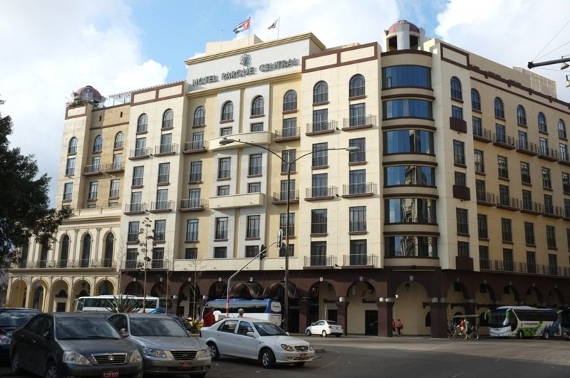 Questa struttura della catena spagnola IBEROSTAR è, a detta di molti, semplicemente il migliore hotel sulla piazza a L'Avana
