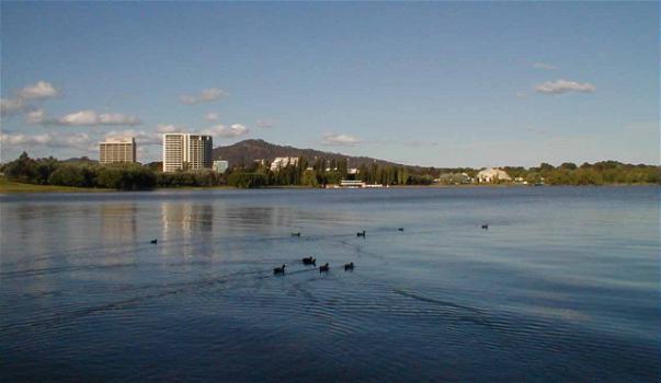 Lago Burley Griffin a Canberra