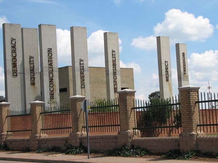 guida-di-johannesburg-museo-apartheid