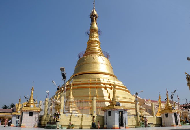 Yangon-pagoda-botataung