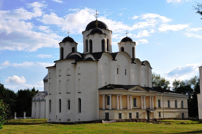 novgorod-saint-nicholas-cathedral