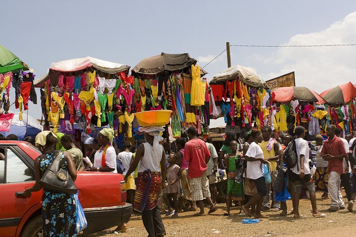 waterside-market-monrovia-liberia