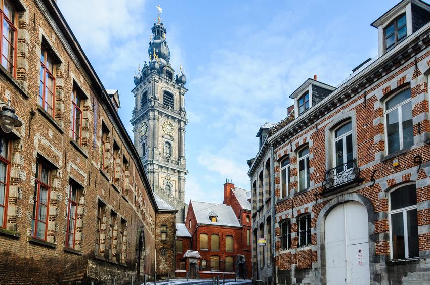 Mons