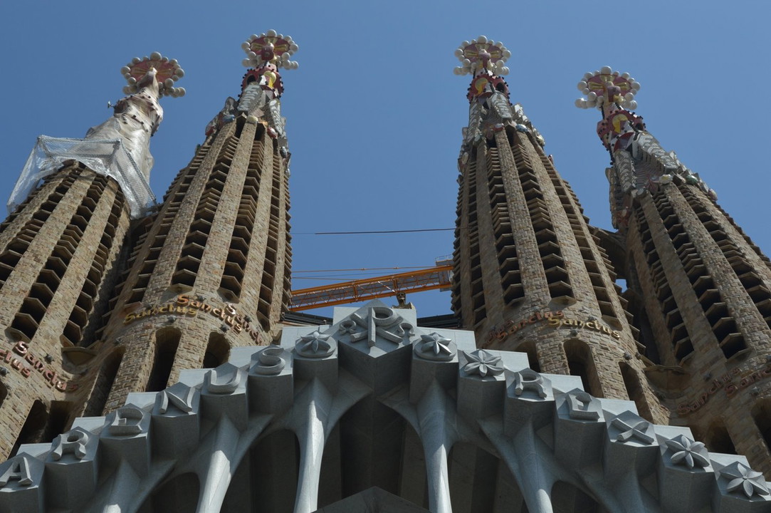 Alla scoperta di Barcellona i capolavori di Antoni Gaudí Fidelity Viaggi Alla scoperta di Barcellona i capolavori di Antoni Gaudí Fidelity Viaggi