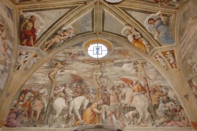 Un particolare del ciclo di affreschi del Romanino, all'interno della Chiesa di Santa Maria della Neve