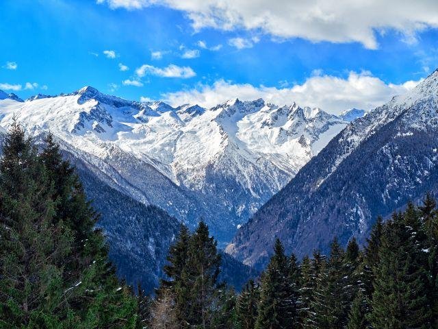 Le Dolomiti di Brenta, una delle due catene montuose che dà il nome al Parco Naturale Adamello Brenta