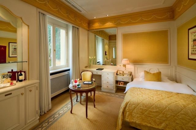 Una camera dell''Hassler Hotel, lussuoso 5 stelle situato in Piazza di Spagna