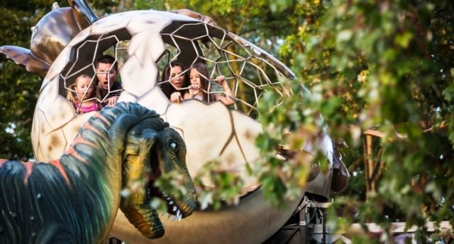 La gabbia del Monosauro, un affascinante percorso per scoprire il mondo dei dinosauri di Dinoland!