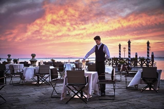 Cercate un hotel a Venezia lussuoso, raffinato e con vista mozzafiato? Ecco a voi il San Clemente Palace Kempinski Venice
