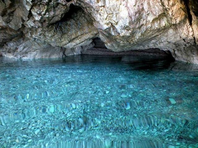 La Grotta del Cammello di Marettimo