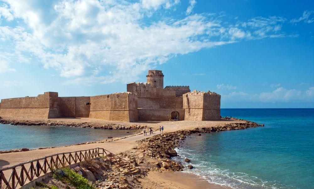 Le Castella in Calabria: cosa vedere e le spiagge più belle
