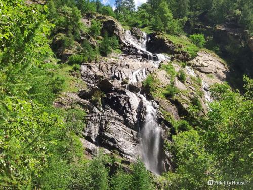 Cascata del Sesia, alta montagna presso Alagna Valsesia