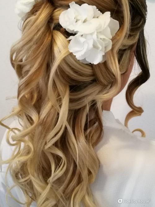 Idee acconciature sposa: il "raccolto lungo"