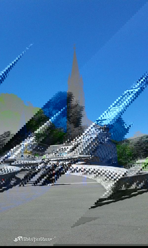 Basilica dell'Immacolata a Lourdes Fidelity Foto Basilica dell'Immacolata a Lourdes Fidelity Foto