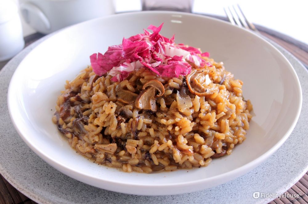 Risotto con radicchio e funghi porcini secchi Fidelity Foto