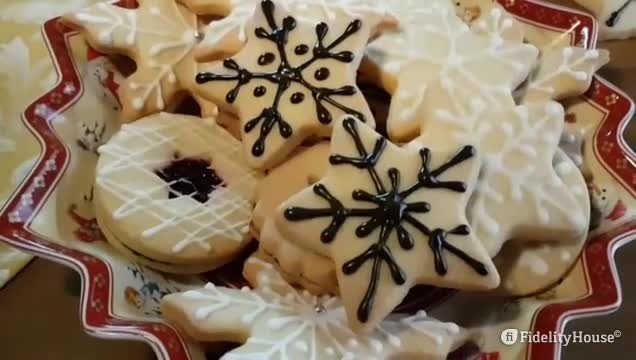 Biscotti Di Natale Video.Biscotti Di Natale Decorati Al Cioccolato Fondente Fidelity Video
